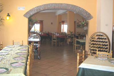 Al Cavaliere - Lorica (CS) - Albergo - Ristorante - gestione familiare - vacanze estive e invernali - escursioni guidate - cucina tipica calabrese - pizza a forno a legna - aperto venerdi e sabato